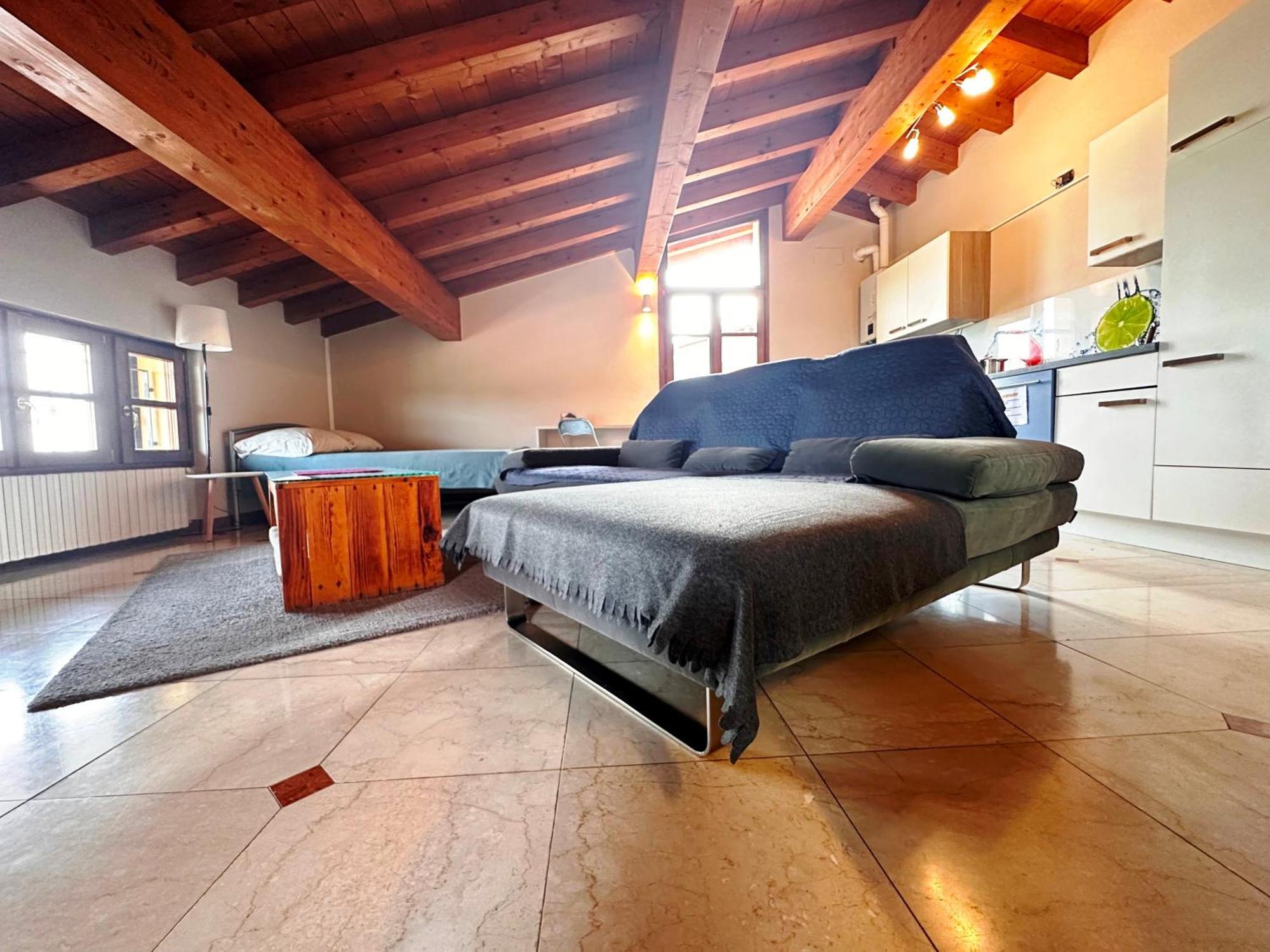 Loft Gardasee โลนาโต ภายนอก รูปภาพ